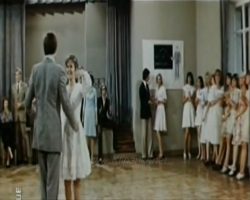 Читать далее о этой статье Текст песни — Последний раз — Школьный вальс